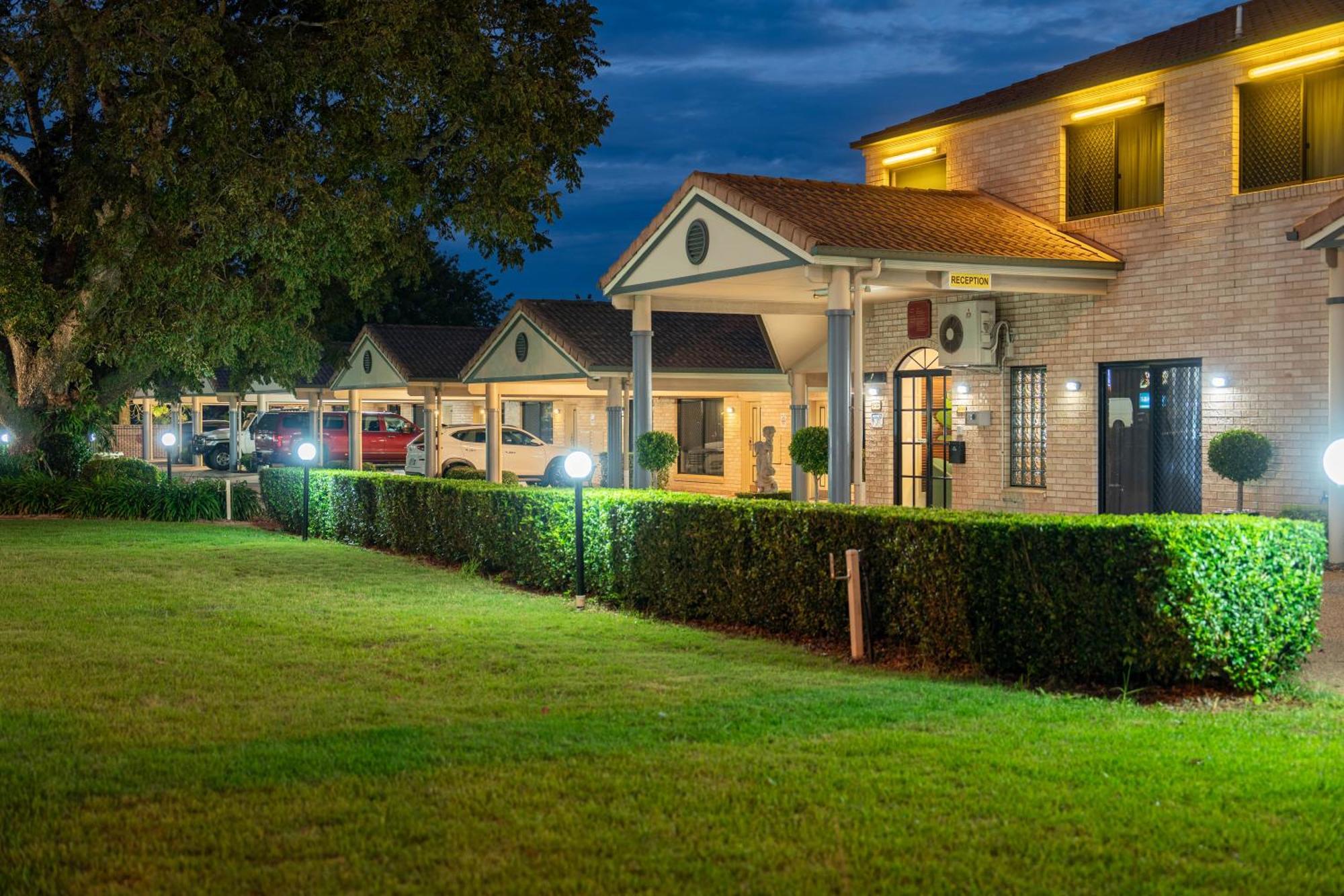 Best Western Tuscany On Tor Motor Inn Toowoomba Exterior photo