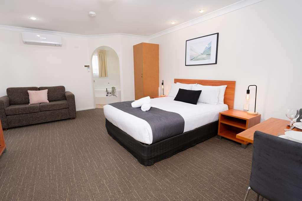 Best Western Tuscany On Tor Motor Inn Toowoomba Room photo